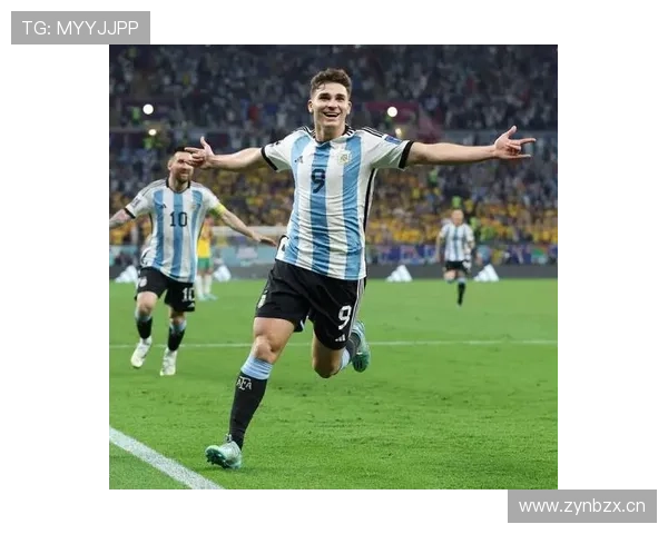 阿尔瓦雷斯是否过度依赖梅西的战术支援